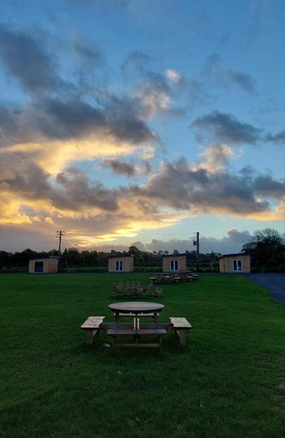 Stoneyford Luxurious Cabins Exterior photo