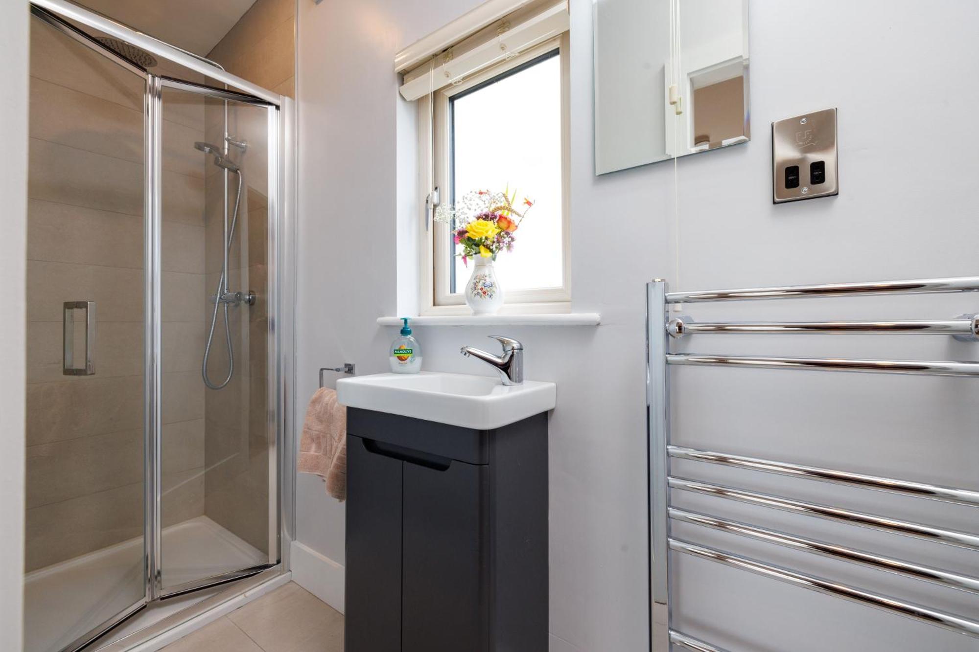 Stoneyford Luxurious Cabins Exterior photo