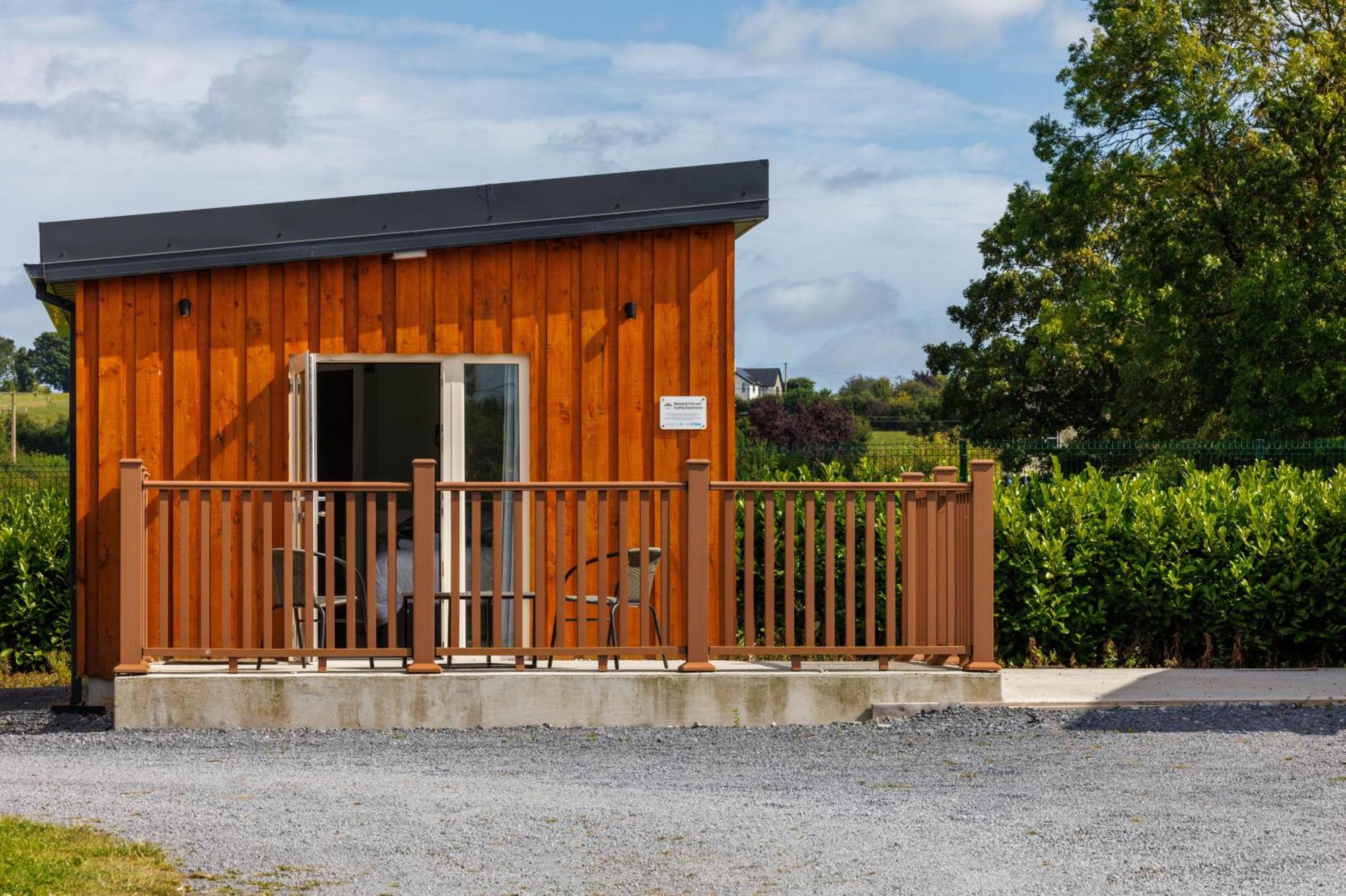 Stoneyford Luxurious Cabins Exterior photo